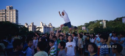 Неординарные фото от Li Wei