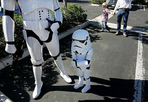Малыши в костюмах Star Wars